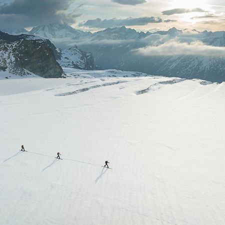 Wellnesshotel Schweizerhof Saas Fee Kültér fotó